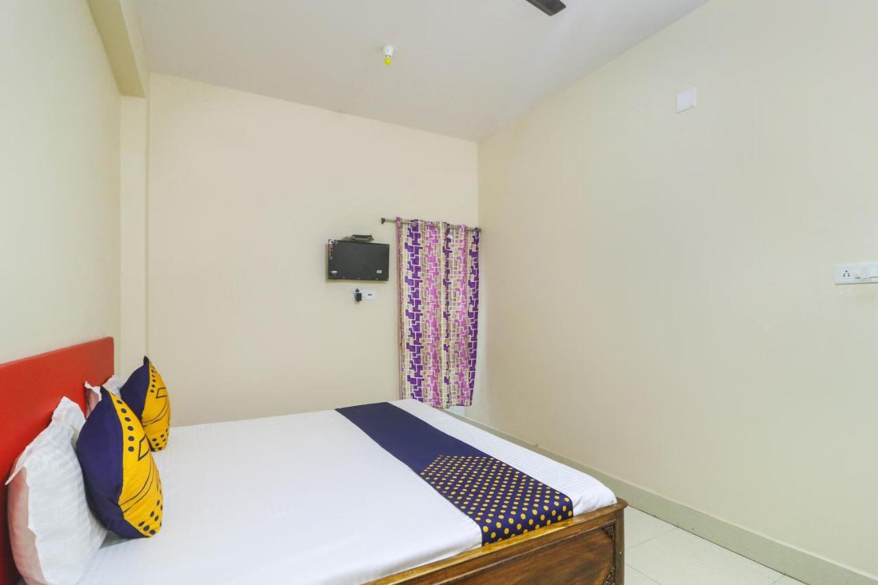 Spot On 68151 Prafulla Palace Hotel Jatani Luaran gambar