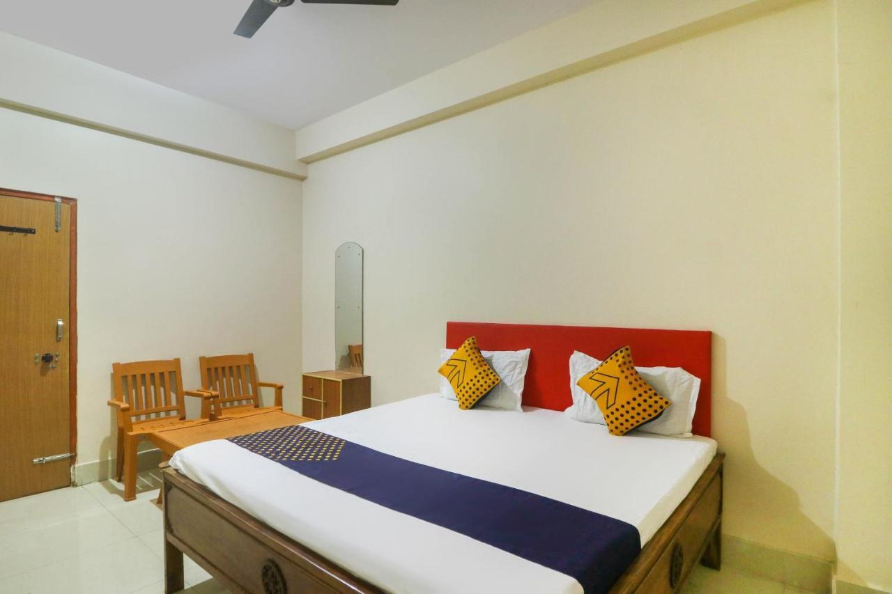 Spot On 68151 Prafulla Palace Hotel Jatani Luaran gambar