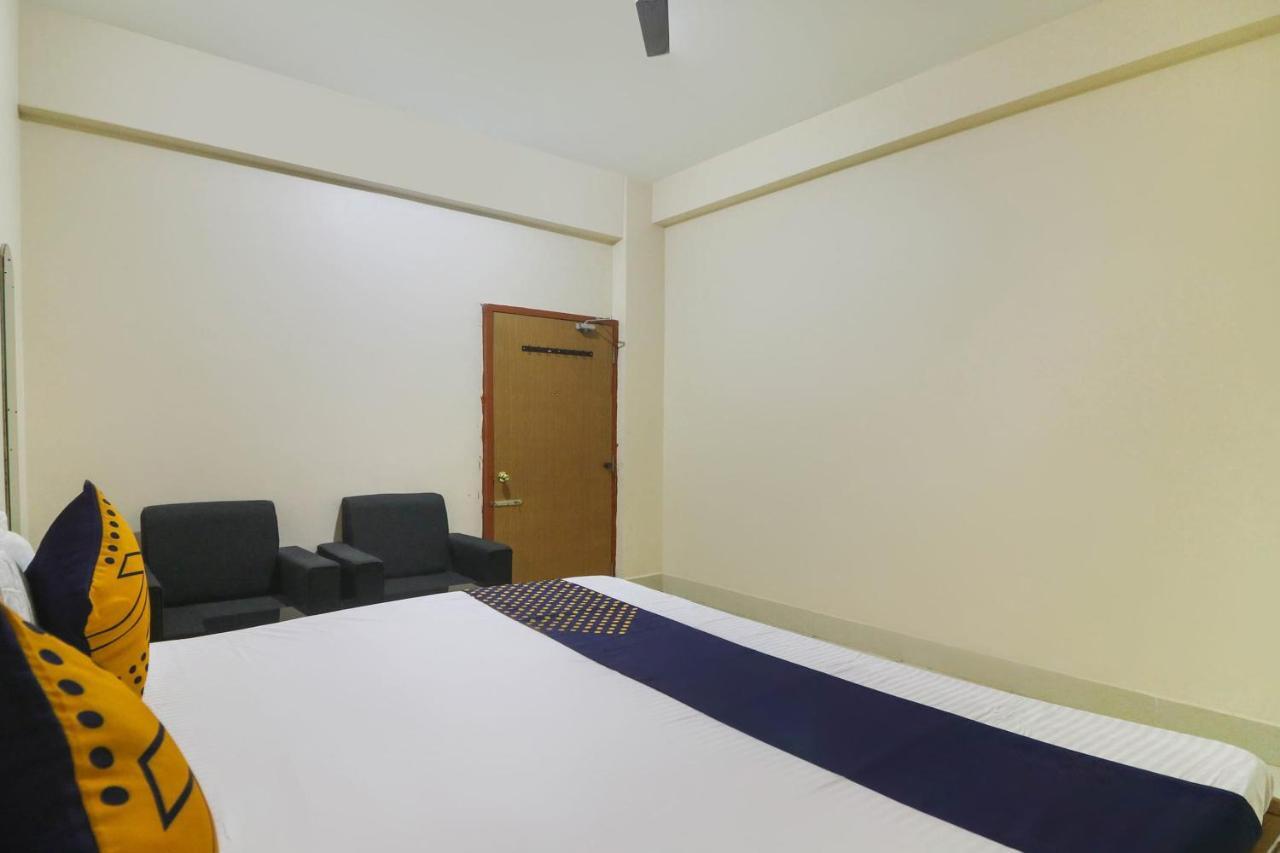 Spot On 68151 Prafulla Palace Hotel Jatani Luaran gambar